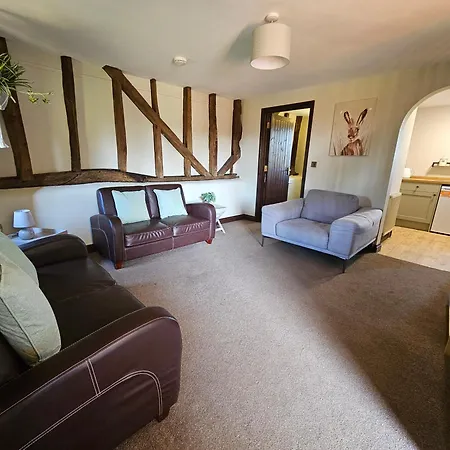 The Swan Inn Hilborough Экстерьер фото
