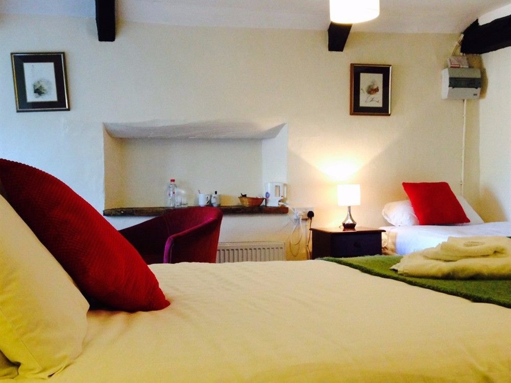 The Swan Hilborough